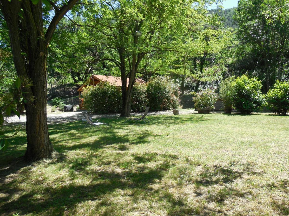 Le Chalet Bois De Celio Coux Luaran gambar
